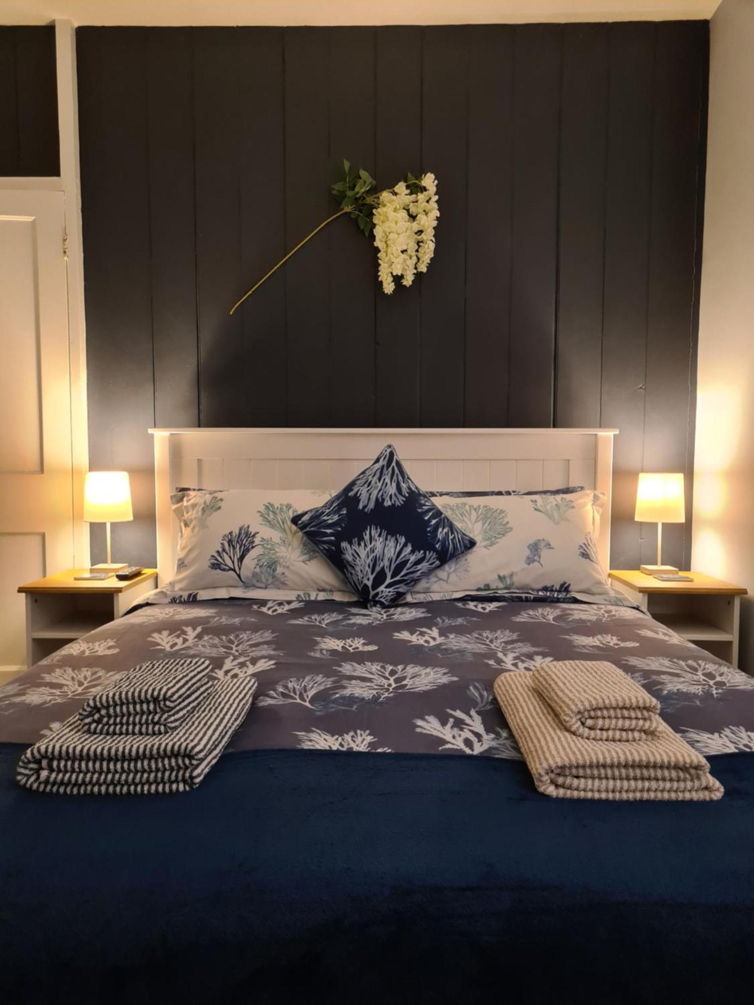 The Hideaway - Luxury Townhouse Βίλα Wareham Εξωτερικό φωτογραφία